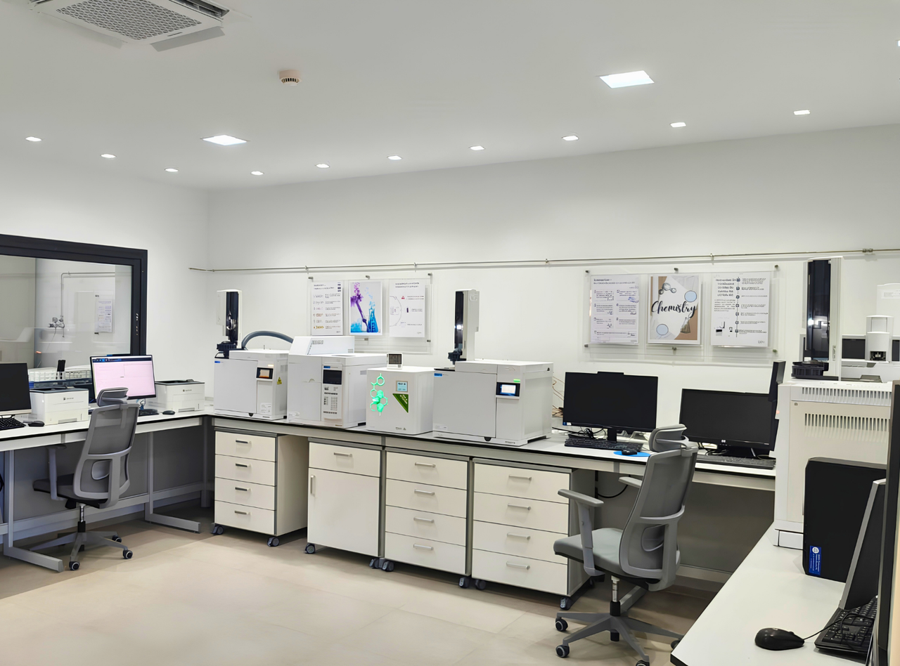 Chemical Chromatography Laboratory Workstation